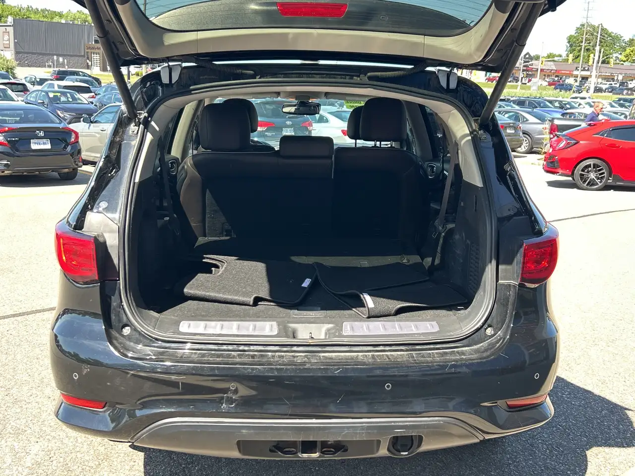 Infiniti QX60 снимка Infiniti QX60