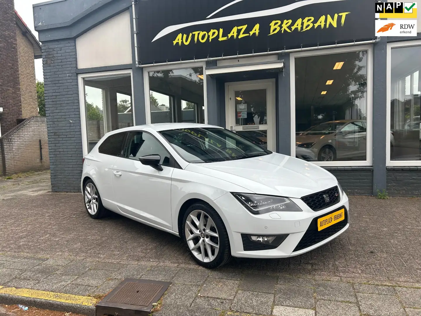 SEAT Leon SC 1.8 TSI FR/ CLIMA/ CRUISE/ NAVI/ STOELVERW/ 18 - 1