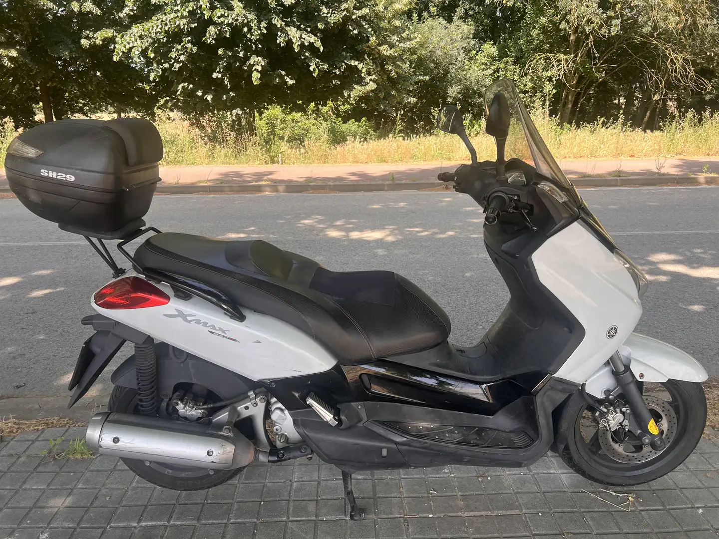 Yamaha X-Max 250 inyección Blanc - 1