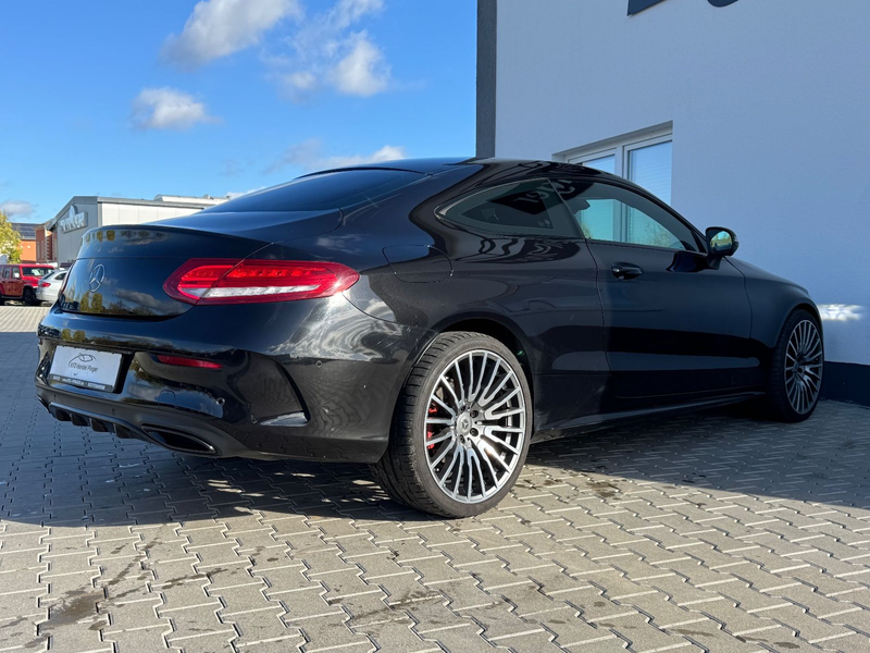 Mercedes-Benz C 250 C -Klasse 250D Coupe 4Matic AMG Paket — photo 6