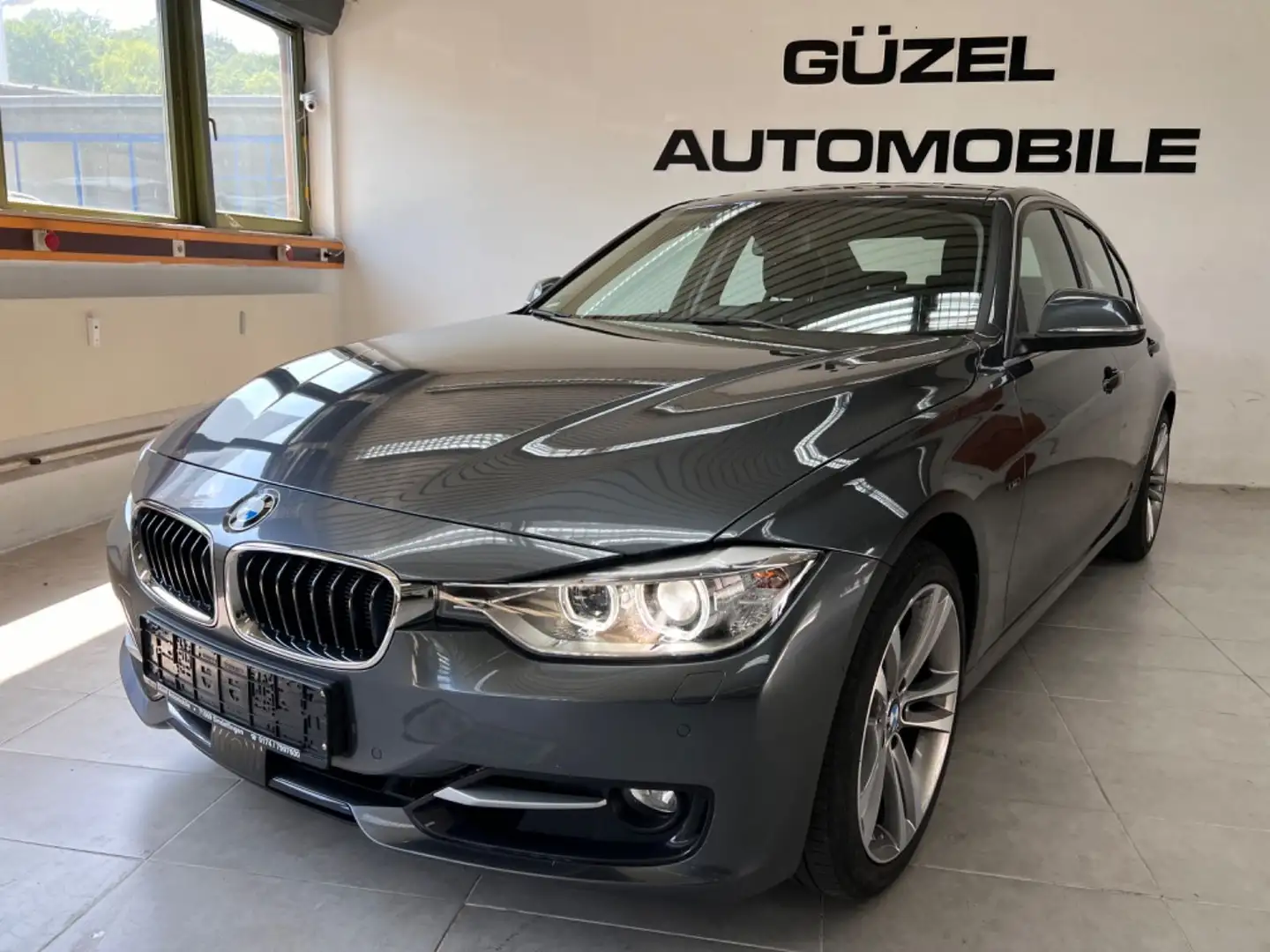 BMW 328 i xDrive AUT./SPORT LINE/ACC/HUD/KAM/SPUR Grau - 1