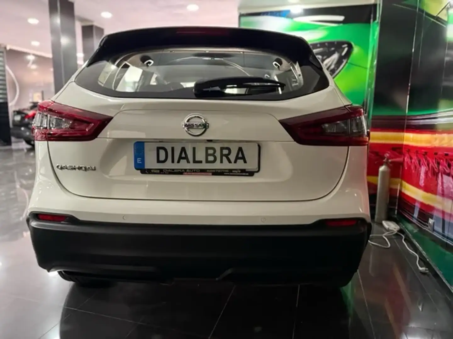 Nissan Qashqai 1.5dCi Acenta 4x2 85kW Blanco - 2