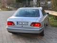 Mercedes-Benz E 320 E 320 Elegance Srebrny - thumbnail 4