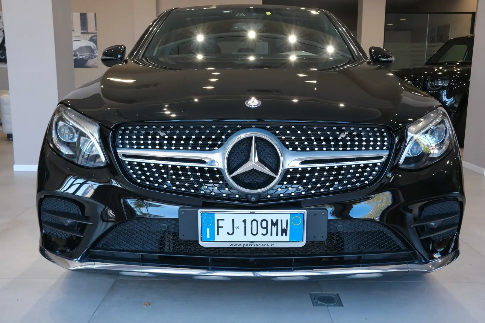 Mercedes-Benz GLC 250 d 4Matic Coupe AMG Line Nero - 2