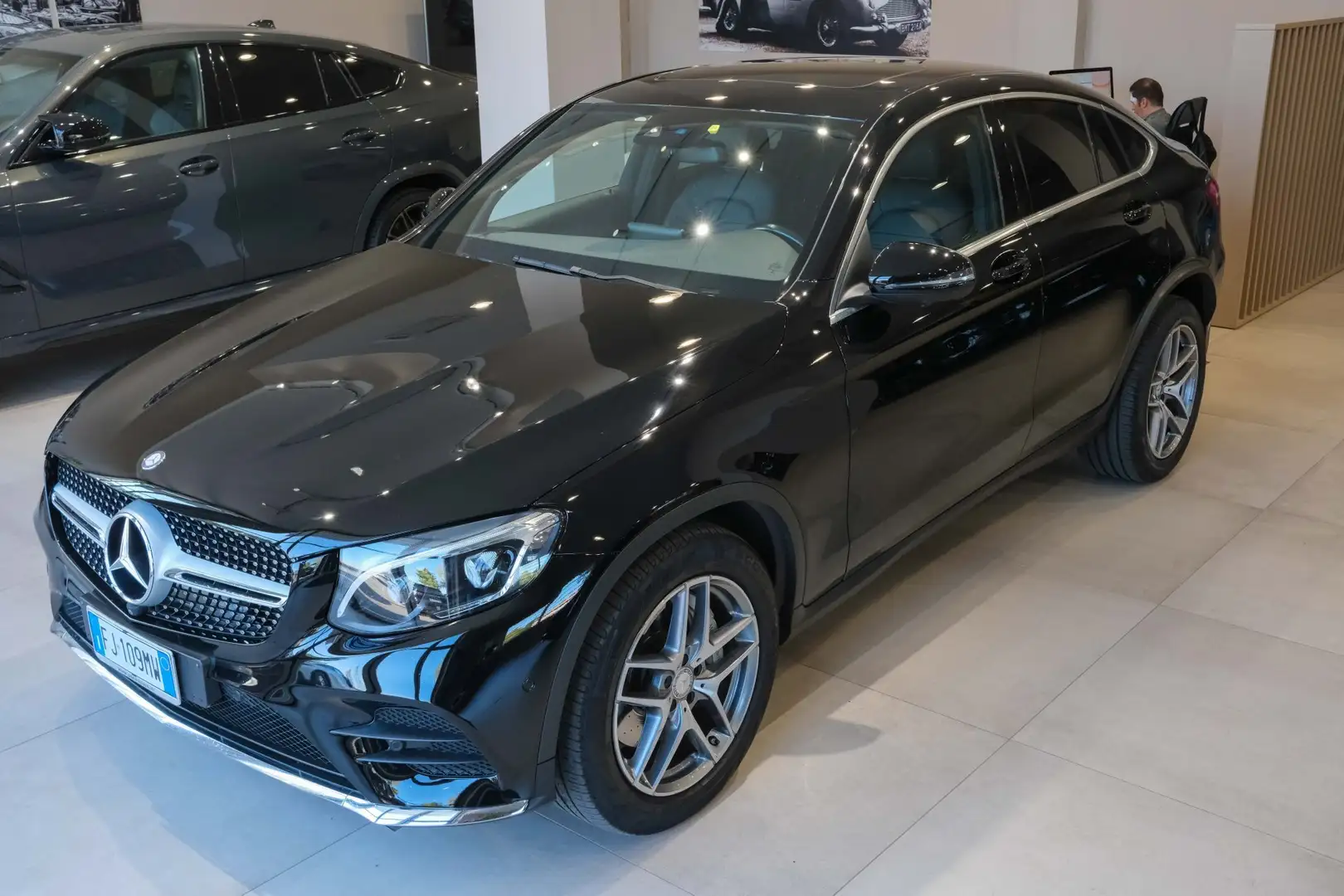 Mercedes-Benz GLC 250 d 4Matic Coupe AMG Line Nero - 1
