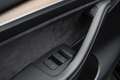 Tesla Model Y Long Range Dual Motor AWD Navi 360° Leer ACC Warmt Schwarz - thumbnail 32