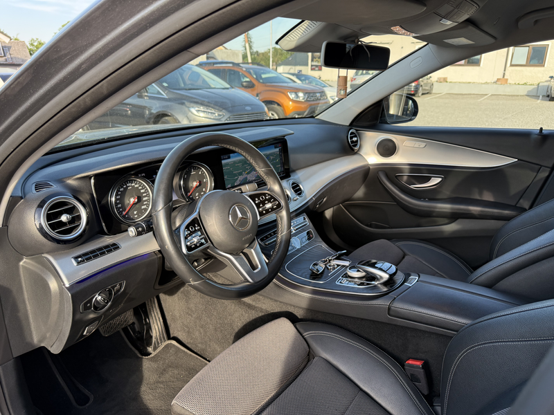 Mercedes-Benz E 200 AMG Paket — photo 9