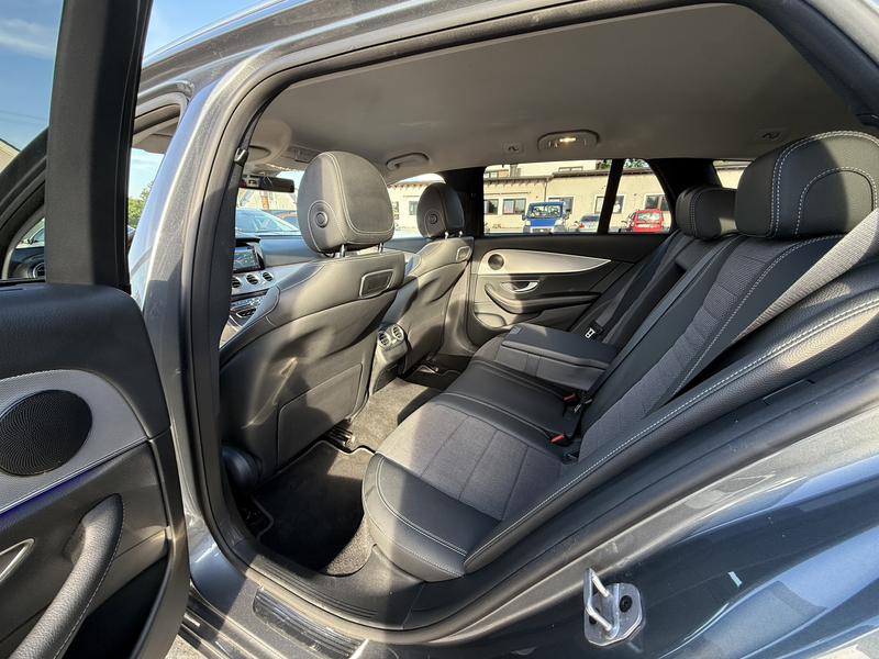 Mercedes-Benz E 200 AMG Paket — photo 13