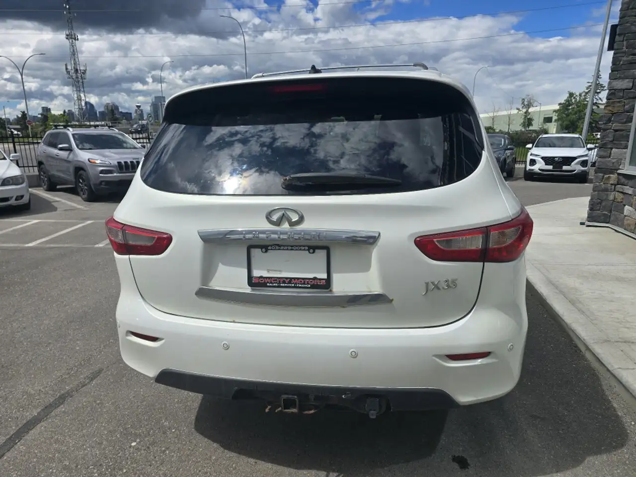 Infiniti JX35 снимка Infiniti JX35