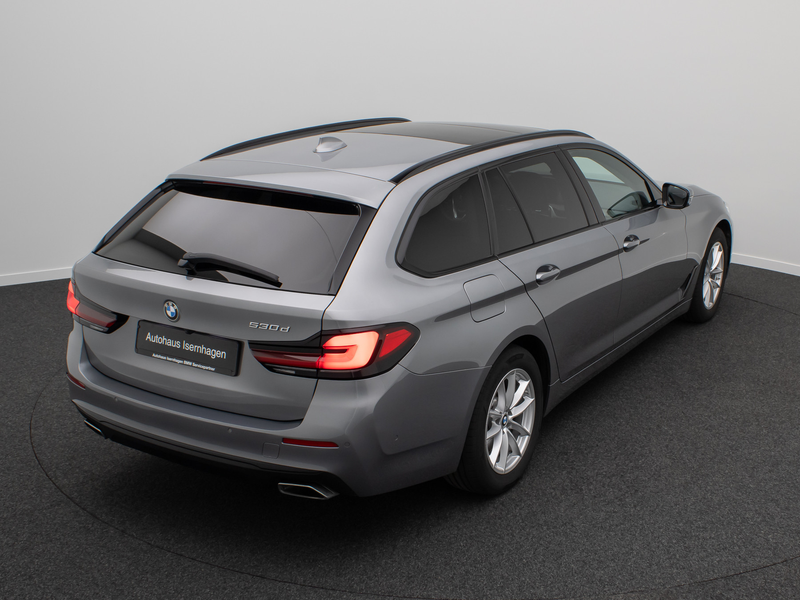 BMW 530 Panorama Laser HUD 360° DAB Leder Komfort — photo 7