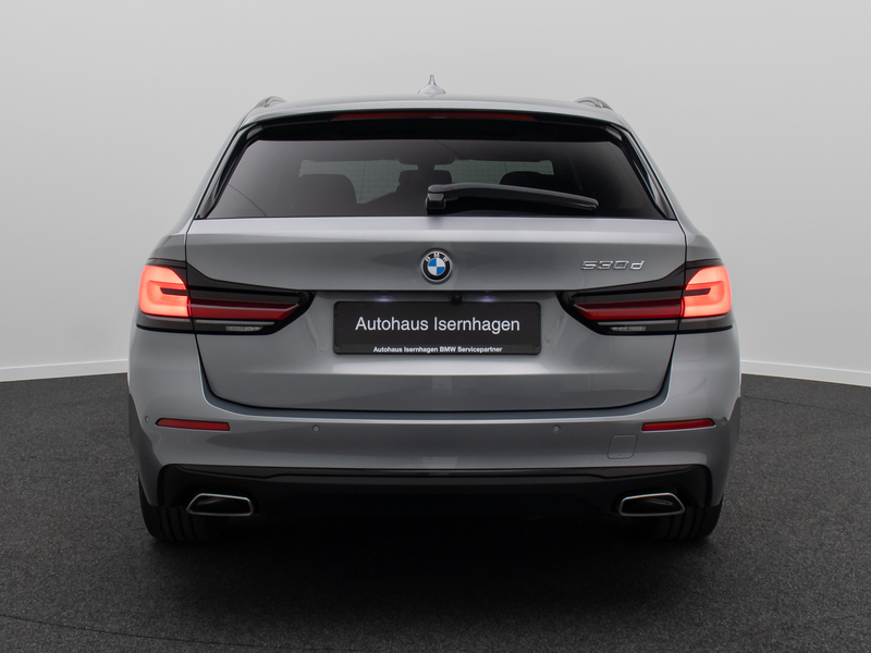BMW 530 Panorama Laser HUD 360° DAB Leder Komfort — photo 8