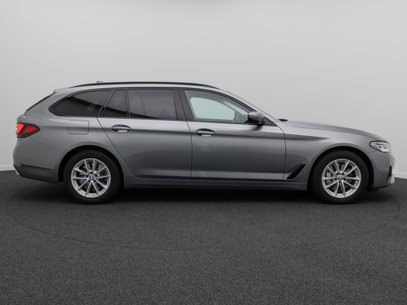 BMW 530 Panorama Laser HUD 360° DAB Leder Komfort — photo 5