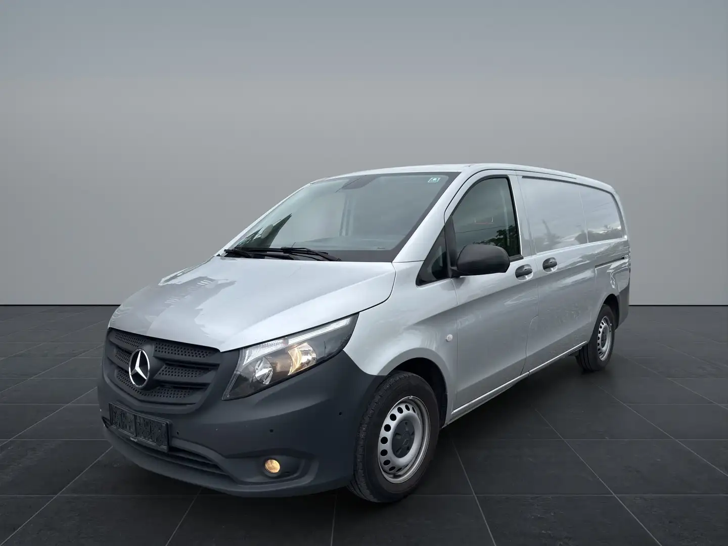 Mercedes-Benz Vito 116CDI 2 Schiebetüren, Navi,... Plateado - 1