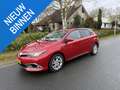 Toyota Auris 1.8 Hybrid 136PK Executive•Navi•Trekhaak Rood - thumbnail 1