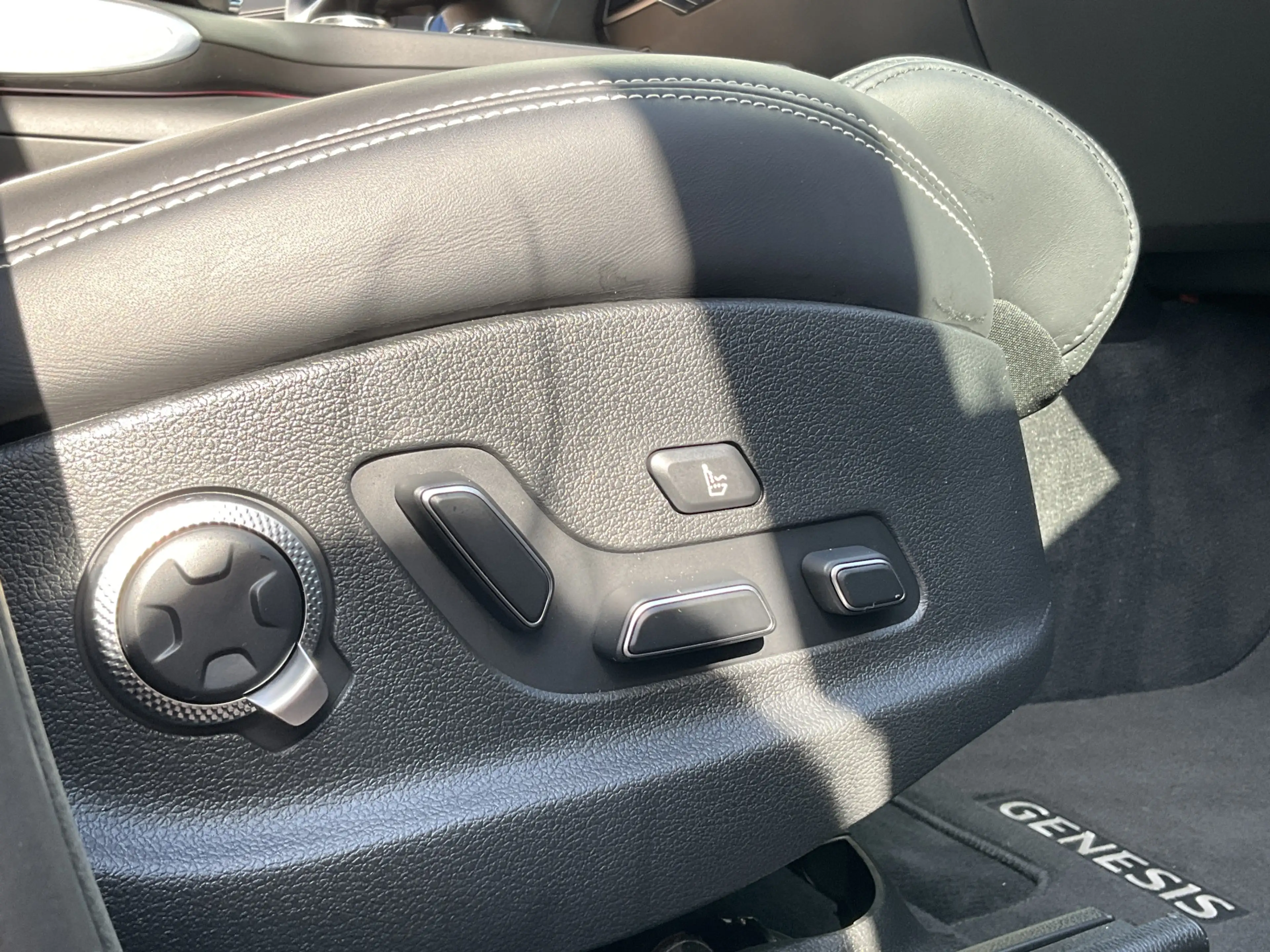 Genesis GV70 Pano SOH 98% Afn.Trekhaak Leer 360° HUD Stoelverw+ — photo 10
