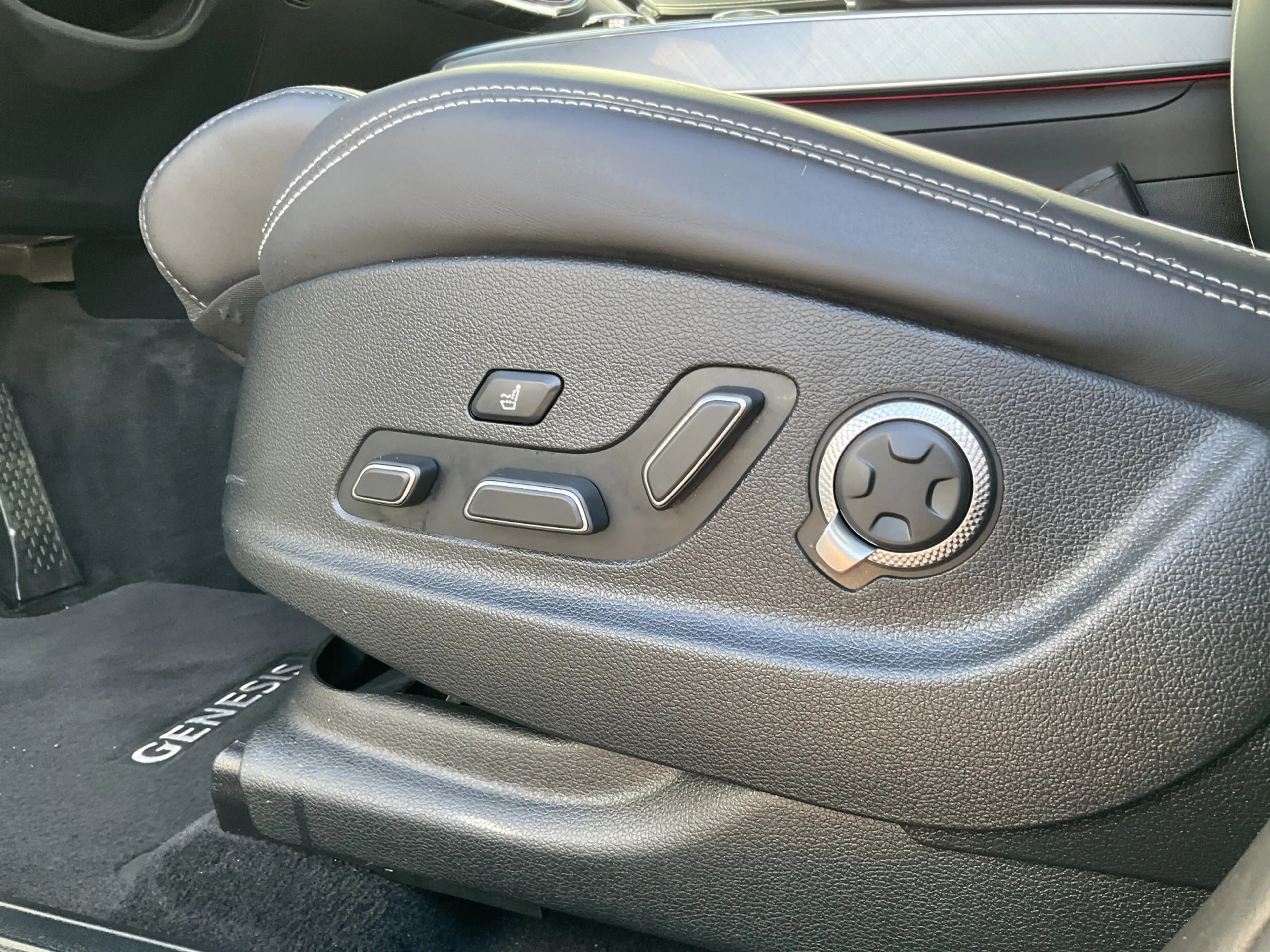 Genesis GV70 Pano SOH 98% Afn.Trekhaak Leer 360° HUD Stoelverw+ — photo 13