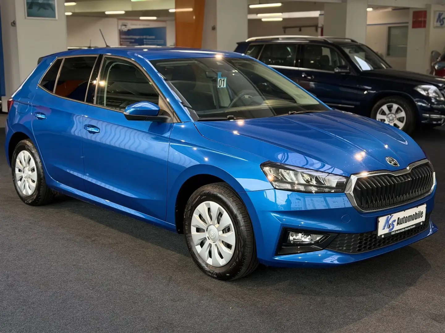 Skoda Fabia Selection*VOLLDIGITAL*SITZH*CARPLAY*TEMPO Blau - 1