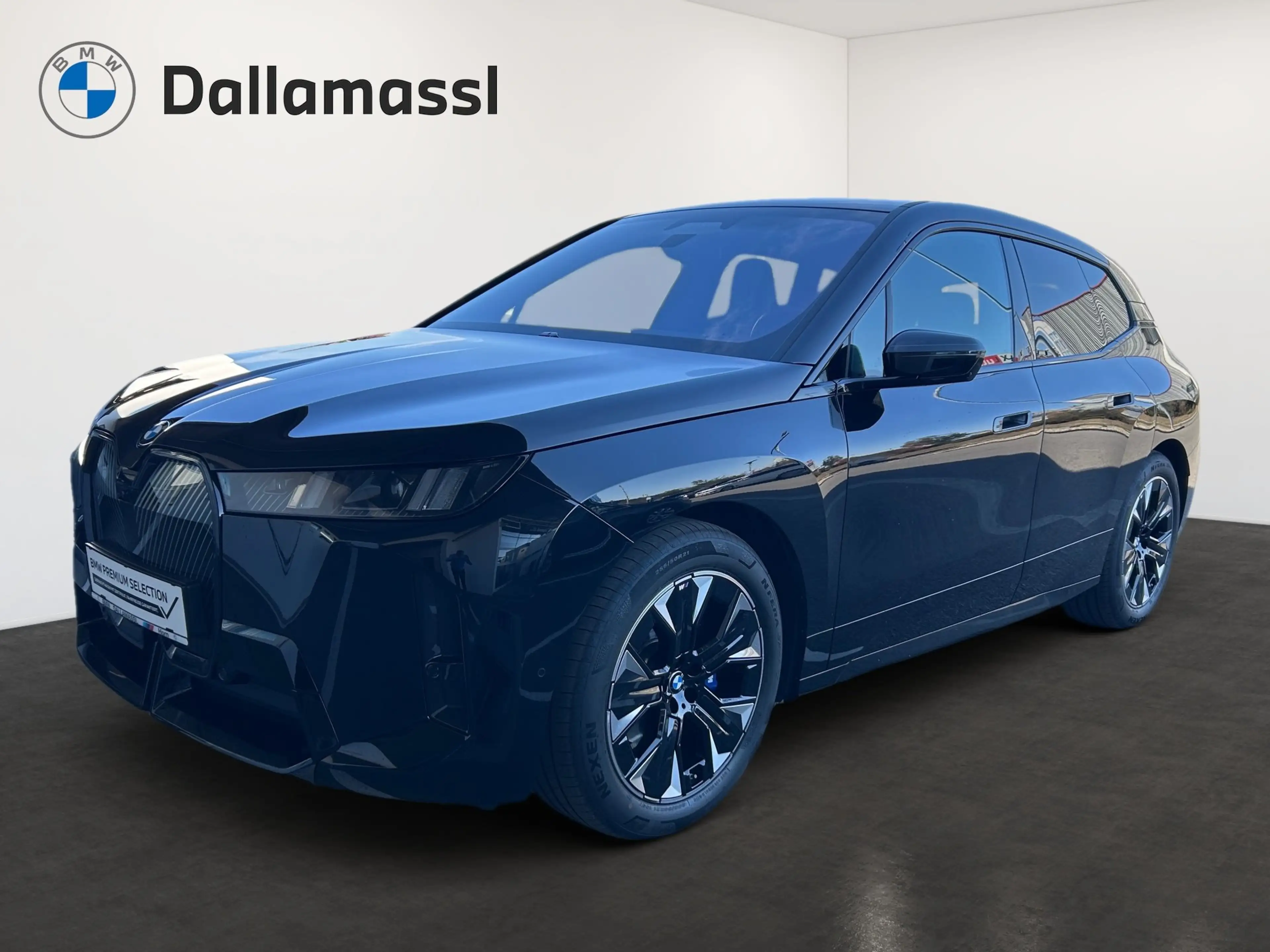 BMW iX xDrive45