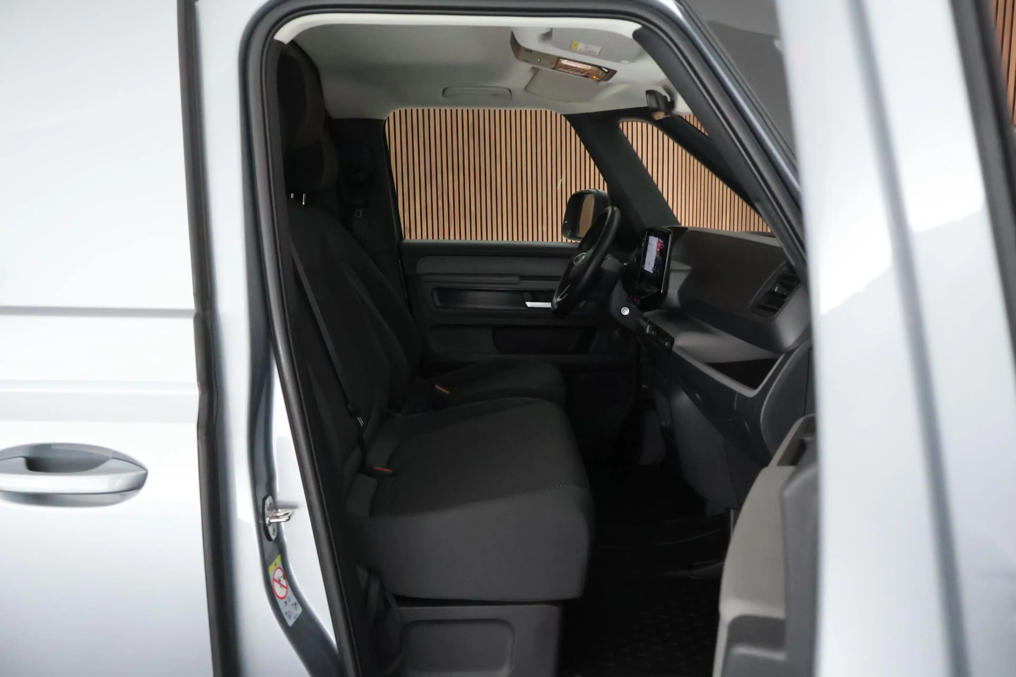 Volkswagen ID. Buzz Cargo 204pk 77 kWh Stoelverwarming Adaptive Cruise Camer — photo 12