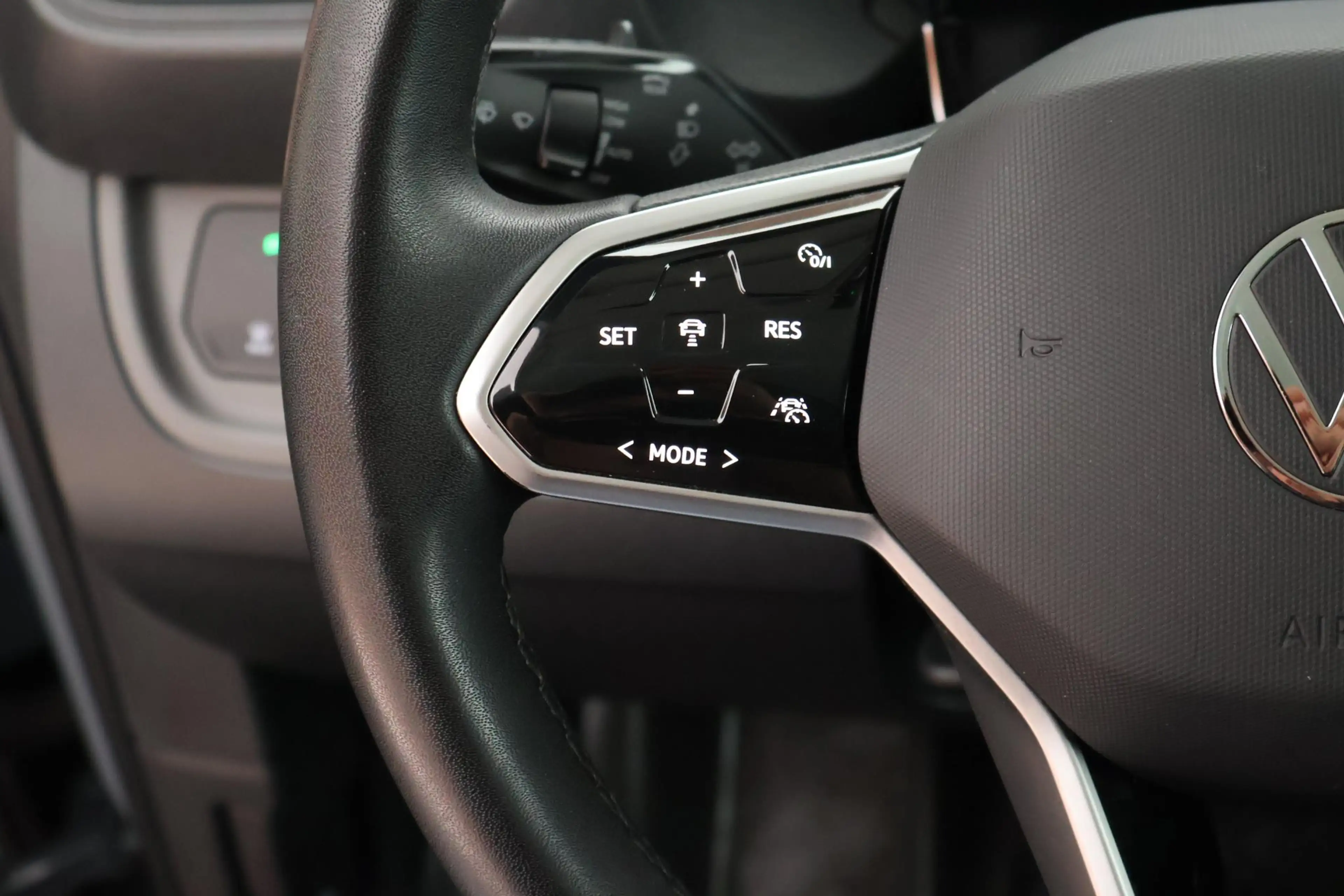 Volkswagen ID. Buzz Cargo 204pk 77 kWh Stoelverwarming Adaptive Cruise Camer — photo 16