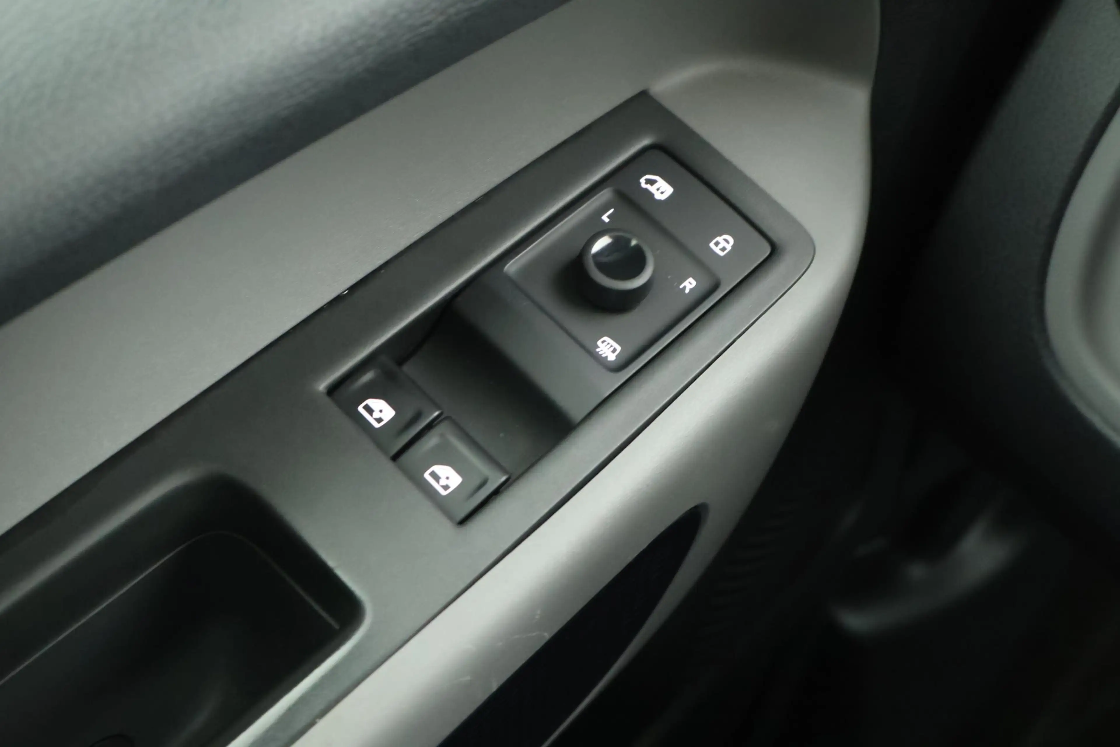 Volkswagen ID. Buzz Cargo 204pk 77 kWh Stoelverwarming Adaptive Cruise Camer — photo 14