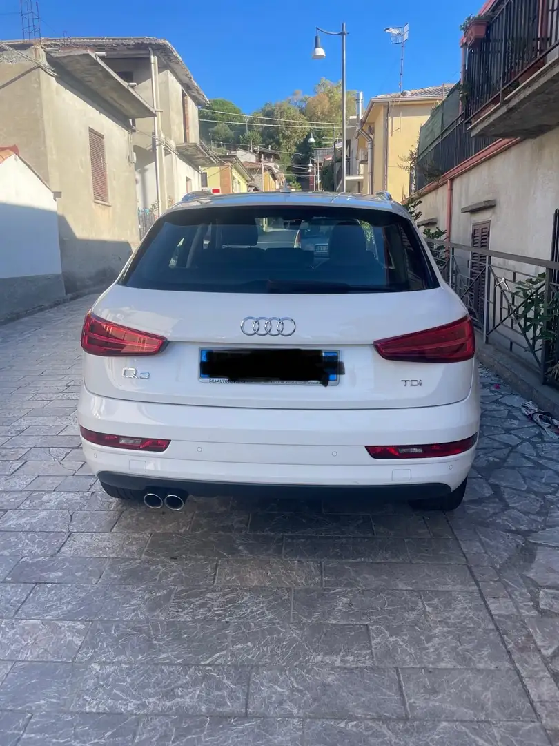 Audi Q3 2.0 tdi Sport 120cv - 2