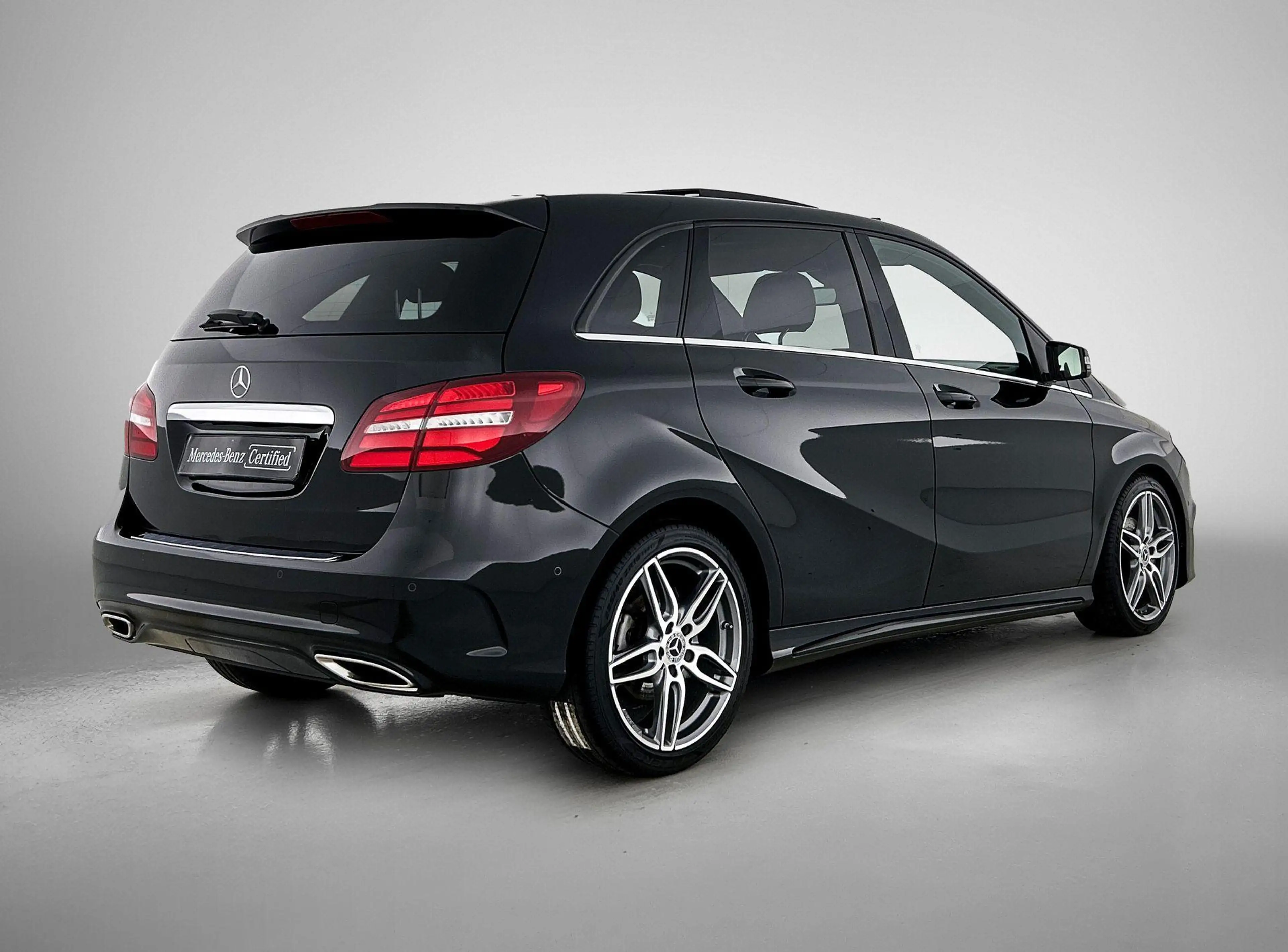 Mercedes-Benz B 200 AMG Line | Panoramisch Dak | Verwarmde Zetels | Na — photo 2