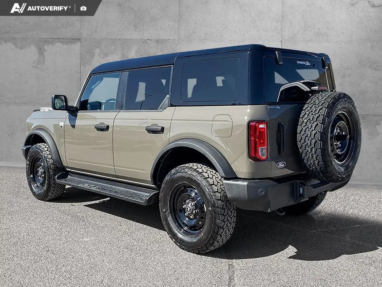 Ford Bronco снимка Ford Bronco