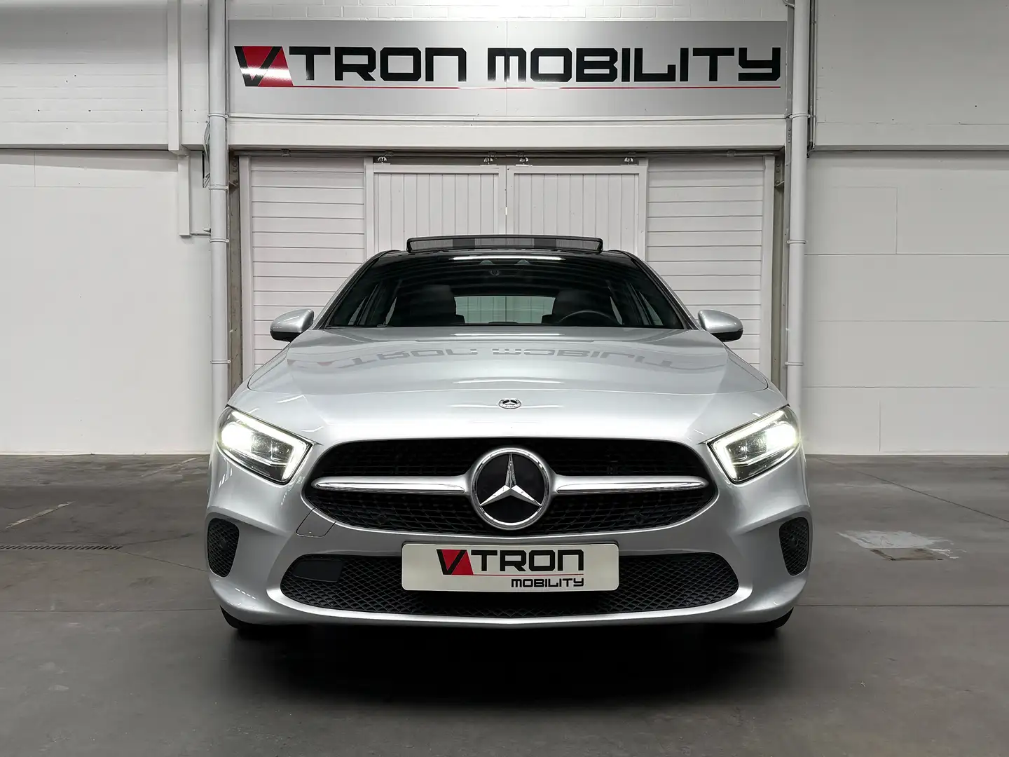 Mercedes-Benz A 250 A250e 8G-DCT Adv. Progressive PANO*CAM*CARPLAY*DAB Grau - 2