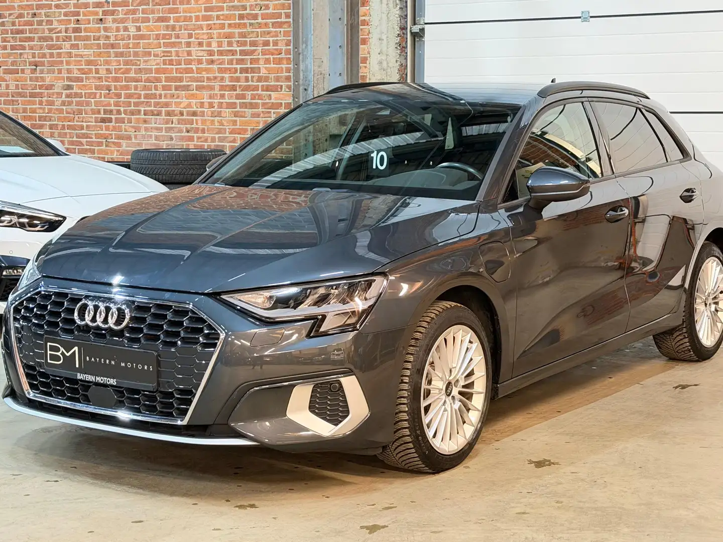 Audi A3 40 TFSIe Automaat S tronic Plug in Hybride Benzine Gris - 1