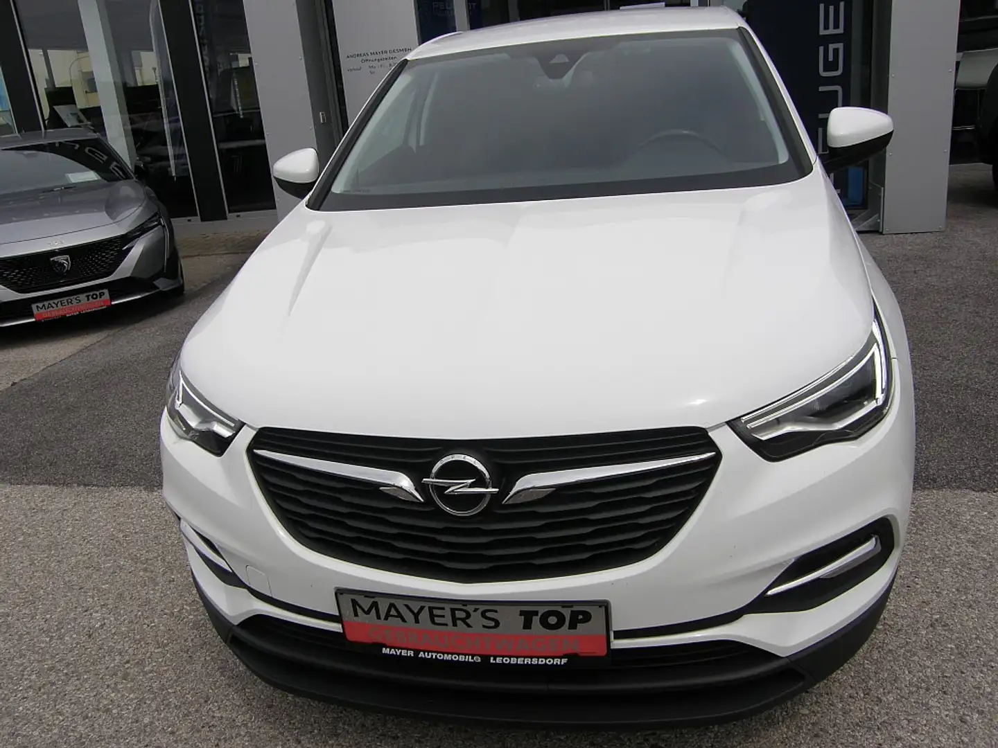 Opel Grandland X 1,2 Turbo Direct Inj Innovation Start/Stop Aut. Weiß - 2