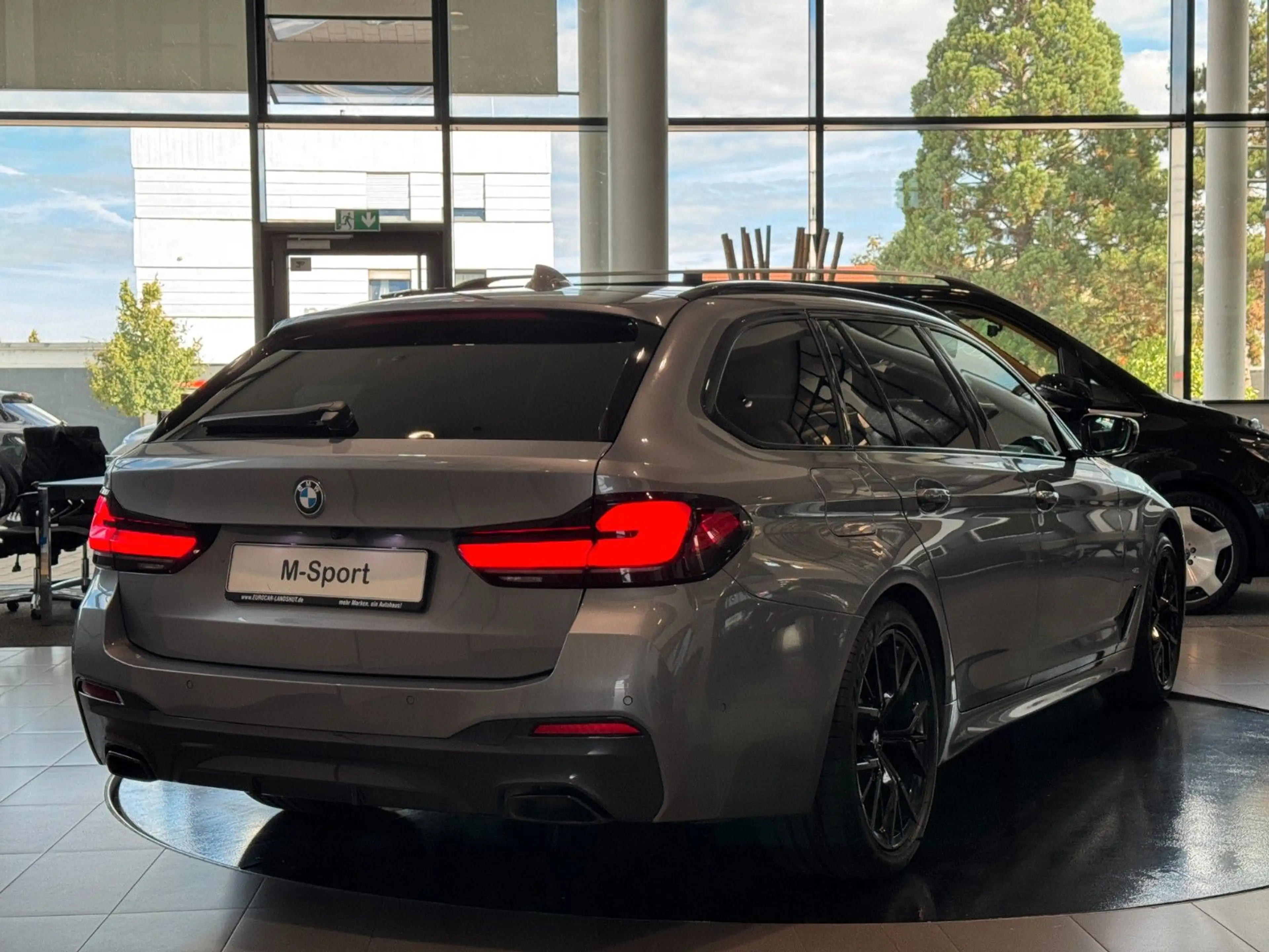 BMW 540 i xDr M-Sport Shadow Leder Memory H&K ACC AHK — photo 5