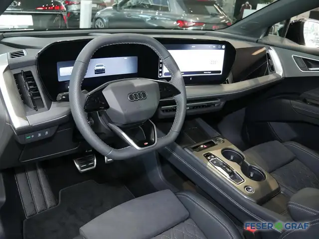 Audi Q4 E-Tron view 10