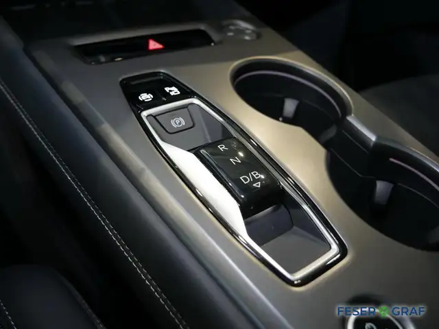 Audi Q4 E-Tron view 11