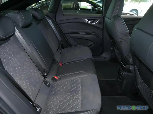 Audi Q4 E-Tron view 8