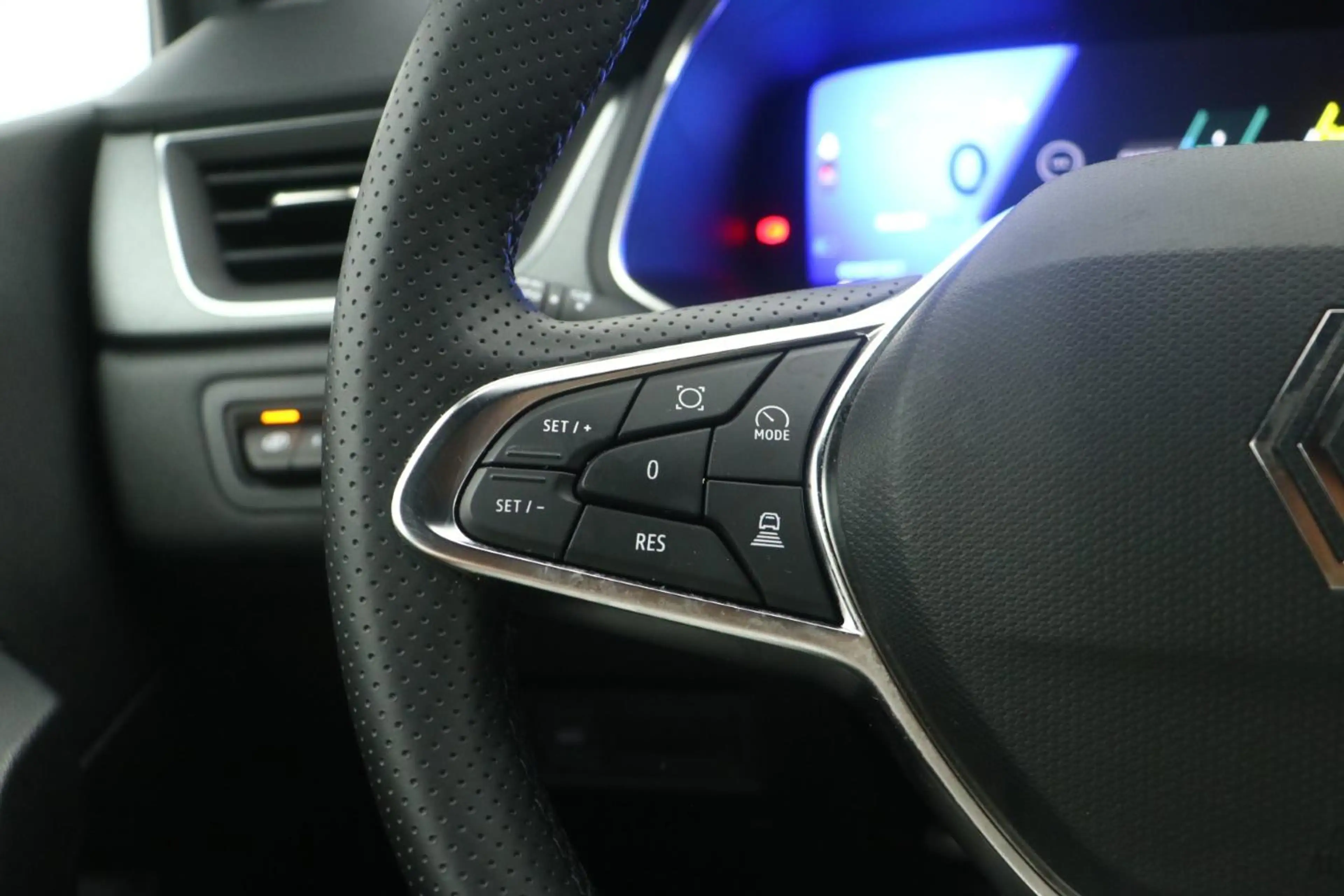 Renault Symbioz 1.8 E-Tech full hybrid 160 techno — photo 14