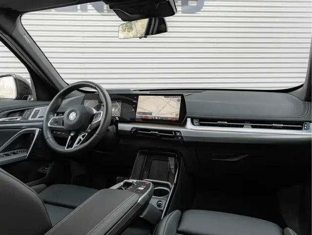 BMW X1 view 3