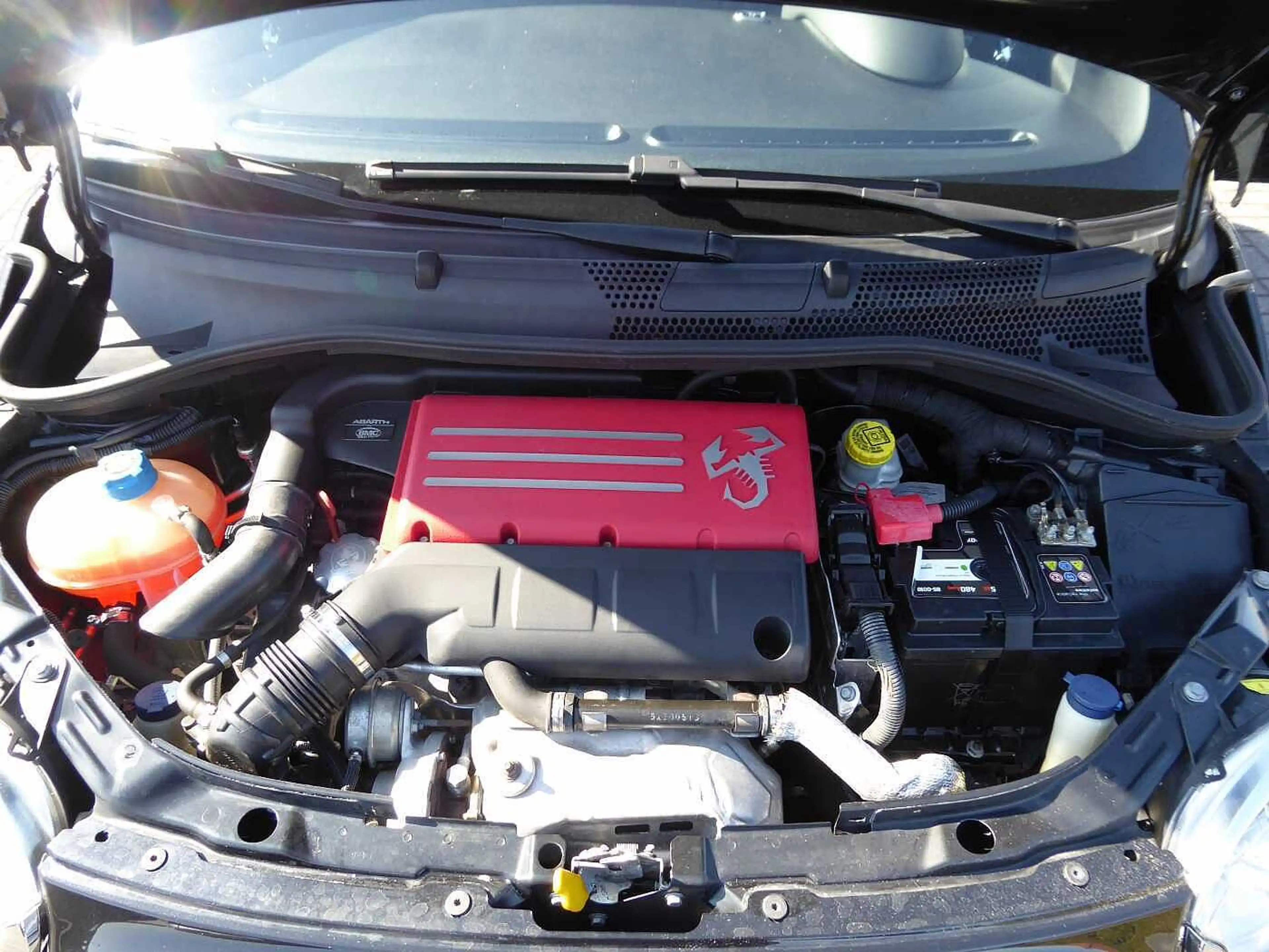 Abarth 500 595 Abarth Competizione — photo 14