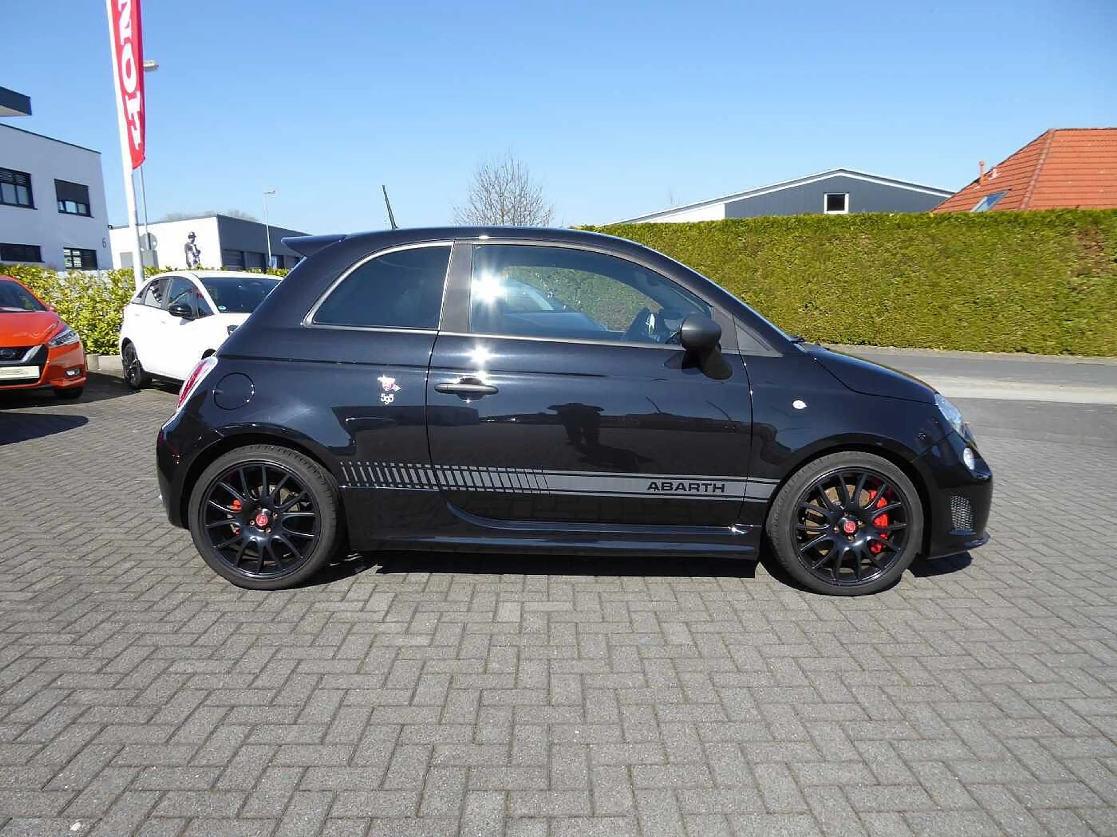 Abarth 500 595 Abarth Competizione — photo 3