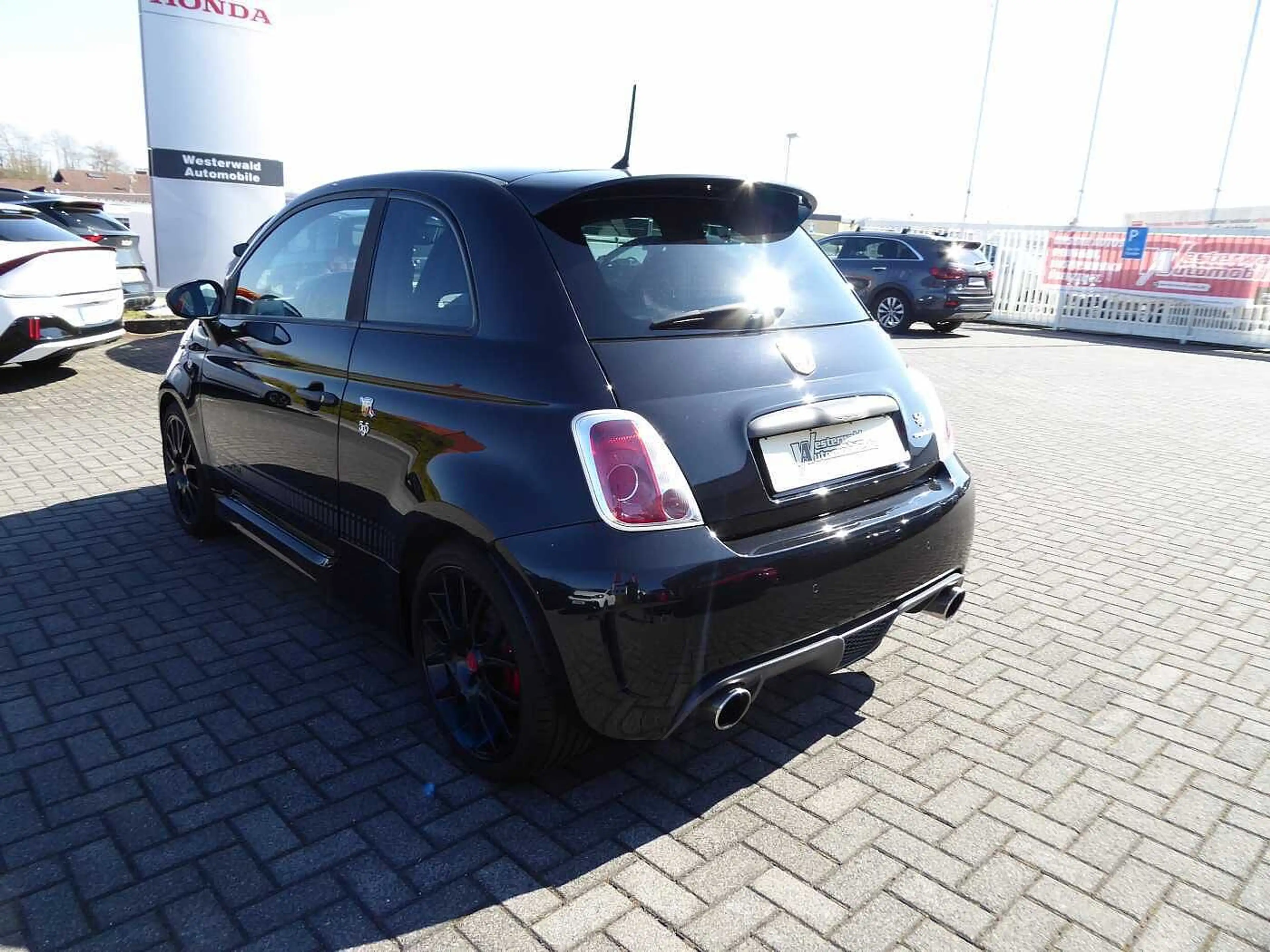 Abarth 500 595 Abarth Competizione — photo 5