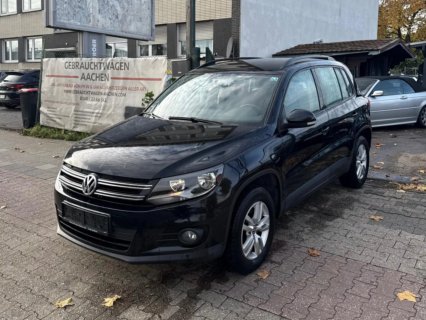 Volkswagen Tiguan 2012,Tüv+Ölservice neu,Parksensoren v+h,Shzg Noir - 1