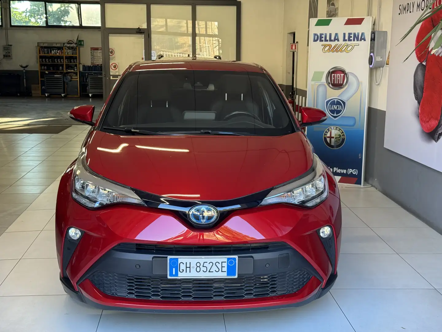 Toyota C-HR C-HR I 2020 1.8h Trend e-cvt Rouge - 1