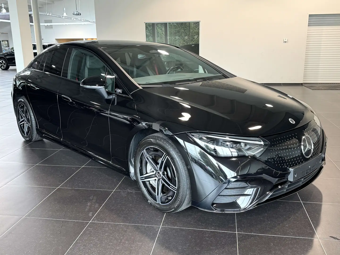 Mercedes-Benz EQE 300 Amg Night Pack, Burmester Sound, Digital Light, Ca Noir - 2