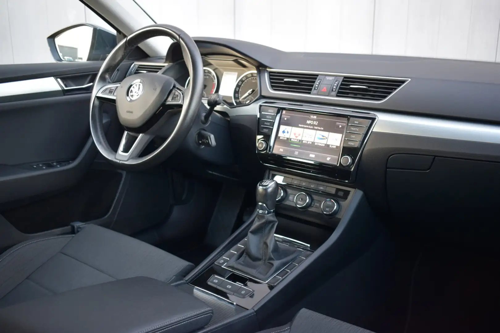 Skoda Superb Combi 1.4 TSi Ambition ECC | Full Map Navi | Telef Grigio - 2