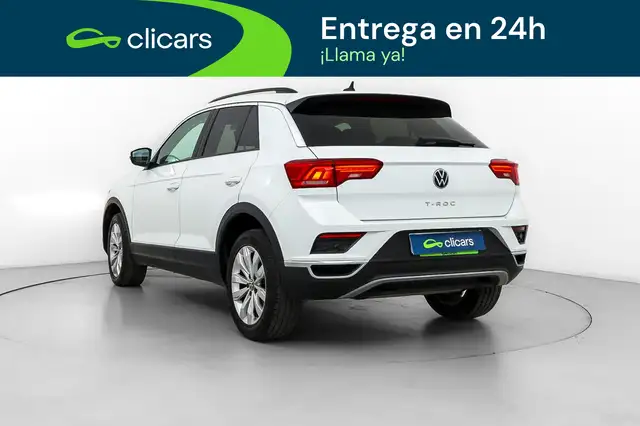 Volkswagen T-Roc view 9