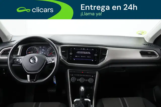Volkswagen T-Roc view 13