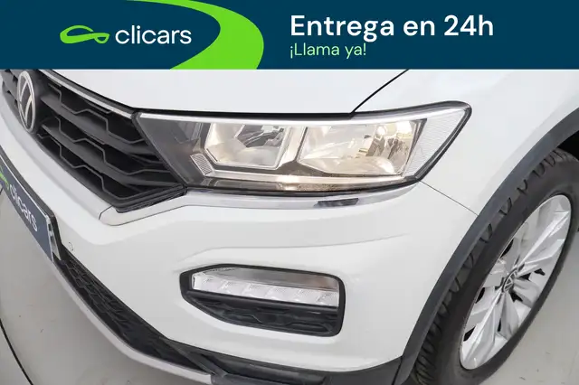 Volkswagen T-Roc view 10