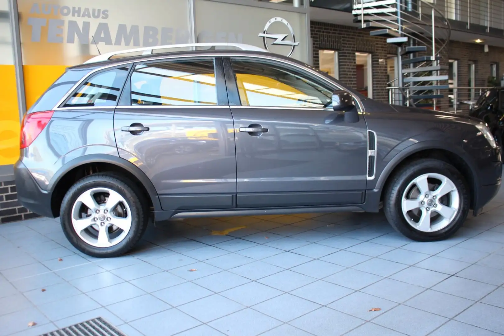 Opel Antara Selection 4x2 AHK Klima Grey - 2