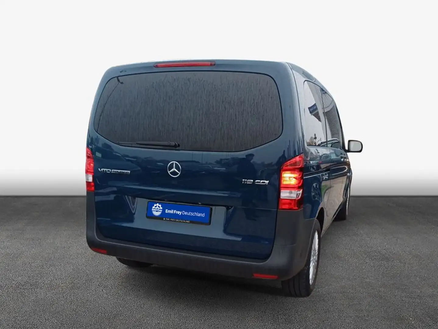 Mercedes-Benz Vito 119 CDI (BlueTEC) Tourer Kompakt Aut. PRO Azul - 2