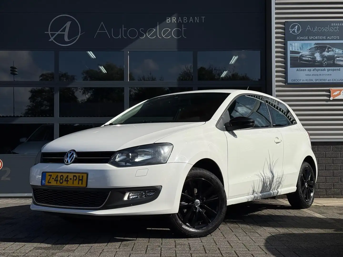Volkswagen Polo 1.2 Highline Airco Stoelvw Nieuwe Apk Blanc - 1